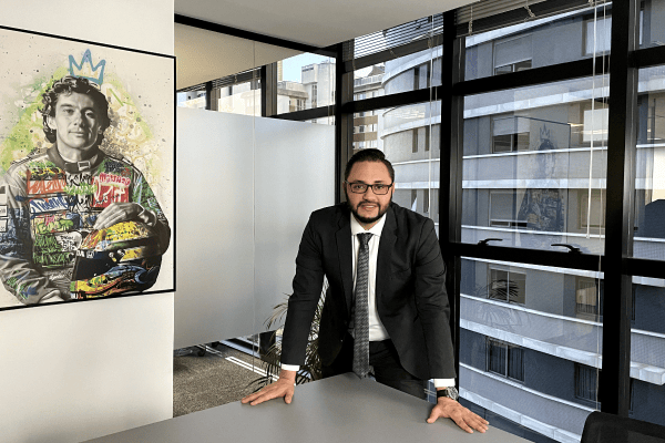 Ricardo Brambila Quem somos